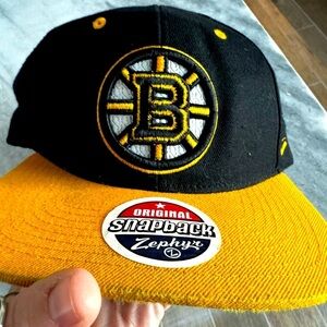 Boston Bruins NHL SnapBack Hockey Hat Zephyr